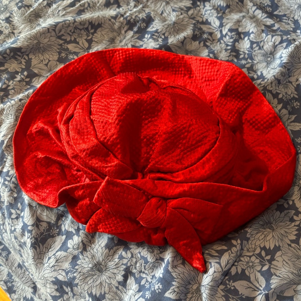Vintage Red Hat
